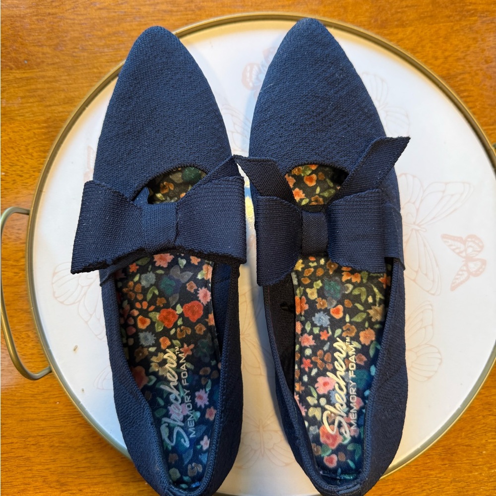 Skechers Women's Navy Bow Flats